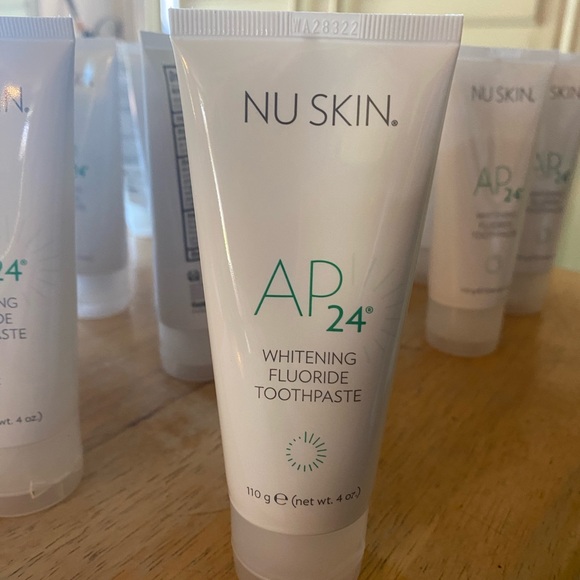 AP24 Whitening Toothpaste - Picture 6 of 7